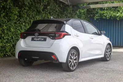 Toyota Yaris 2021 - 22900 EUR, 16000 km - AUTO.MOTO.pt - 16000km - foto 8 de 17