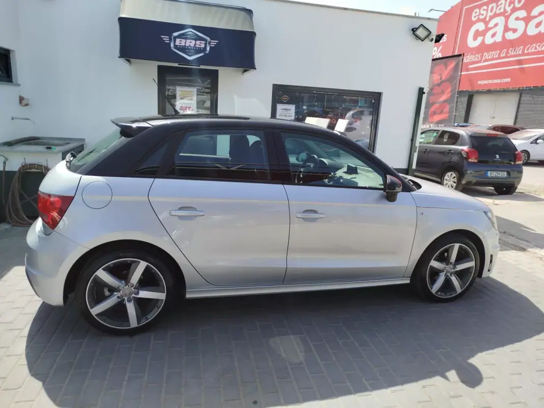Audi A1 Sportback 2013 - 13750 EUR, 119213 km - 119213km - foto 2 de 18