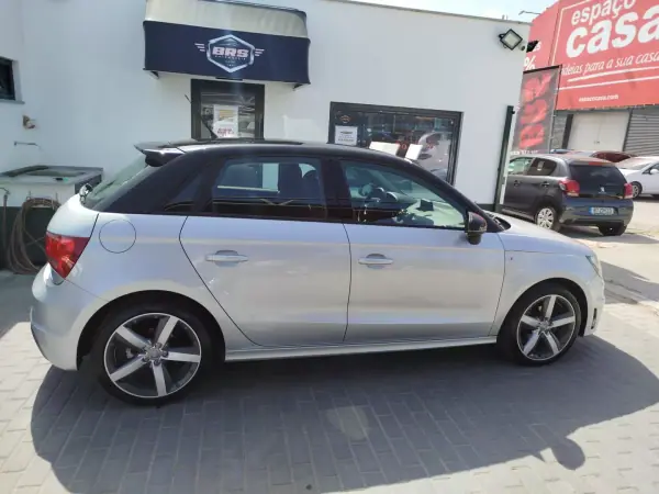 Audi A1 Sportback 2013 - 13750 EUR, 119213 km - AUTO.MOTO.pt - 119213km - foto 2 de 18