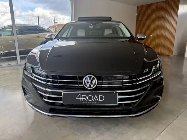 Volkswagen Arteon Shooting Brake 2021 - 23500 EUR, 168600 km - AUTO.MOTO.pt - 168600km - foto 14 de 144