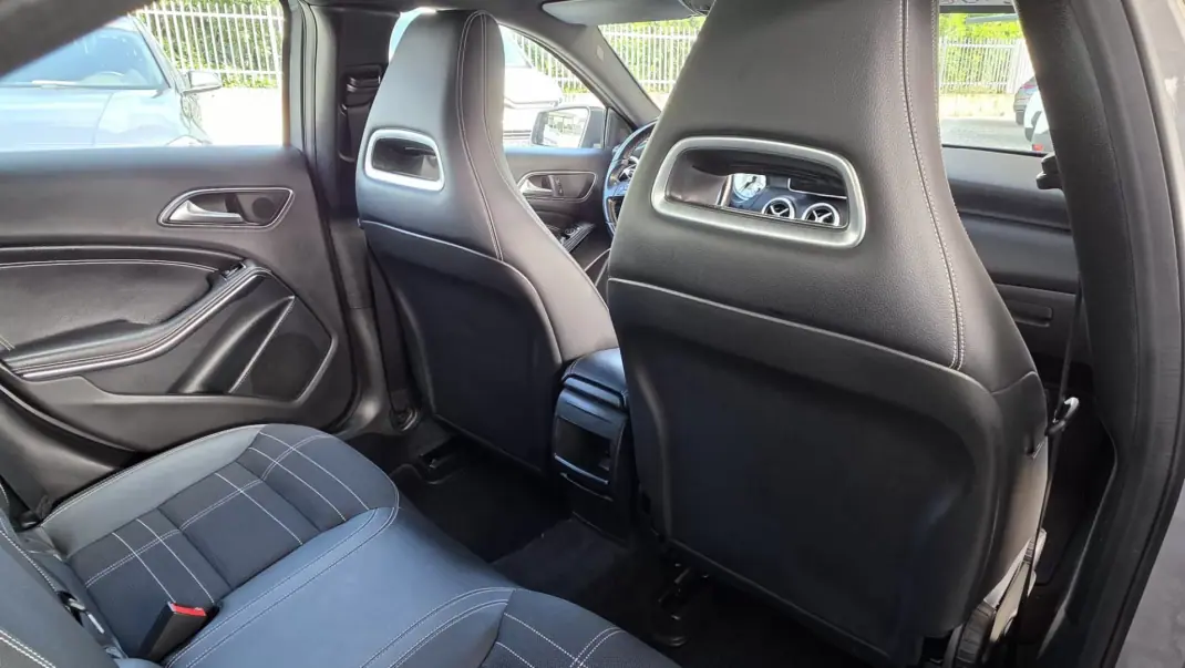 Mercedes-Benz A 180 2014 - 14990 EUR, 149000 km - AUTO.MOTO.pt - 149000km - foto 21 de 29
