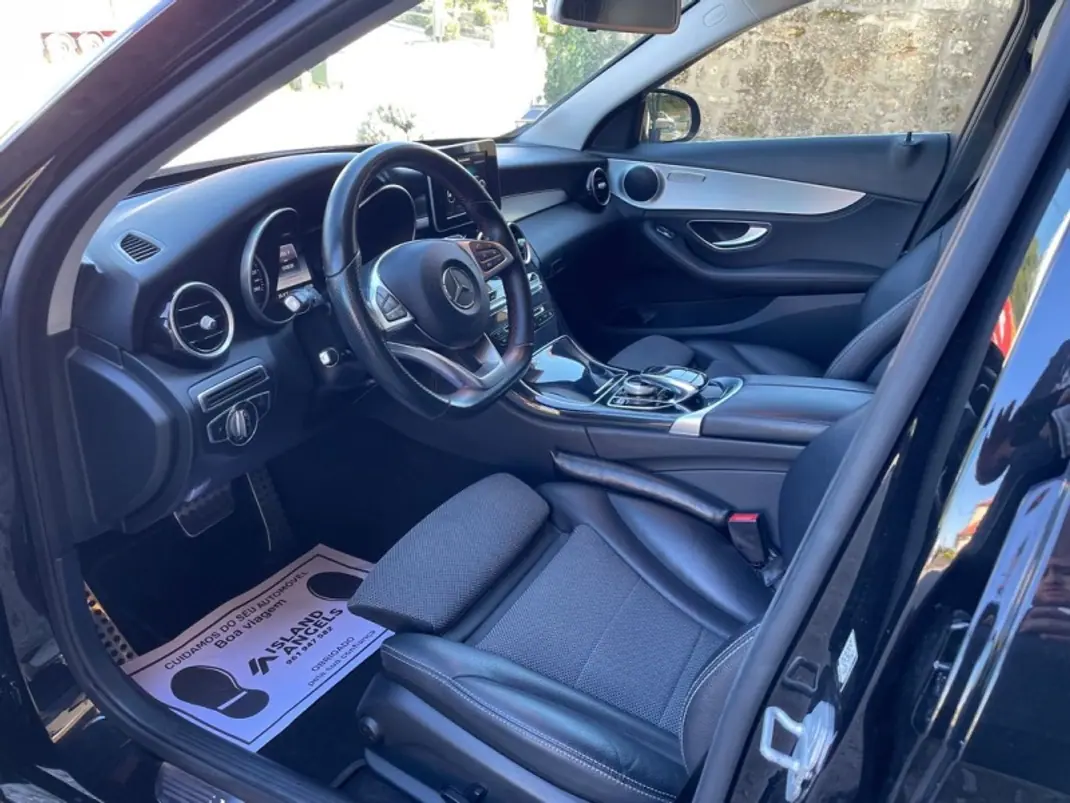 Mercedes-Benz C 220 2015 - 25999 EUR, 151000 km - AUTO.MOTO.pt - 151000km - foto 46 de 56