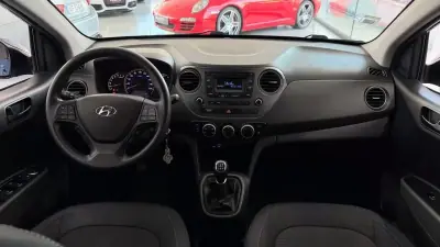 Hyundai i10 2018 - 10990 EUR, 68000 km - AUTO.MOTO.pt - 68000km - foto 15 de 25