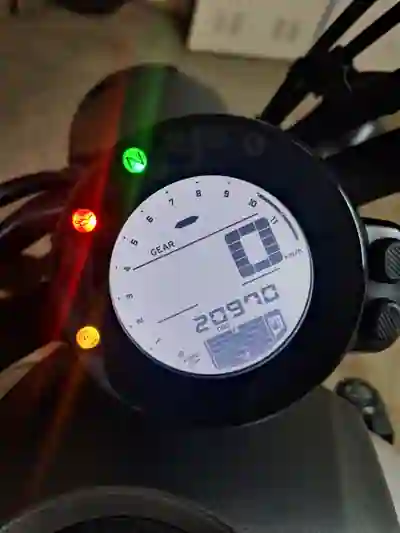 Yamaha XSR 700 2019 - 6250 EUR, 21000 km - AUTO.MOTO.pt - 21000km - foto 5 de 8