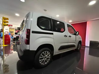 Citroën Berlingo 2022 — foto 4 de 15