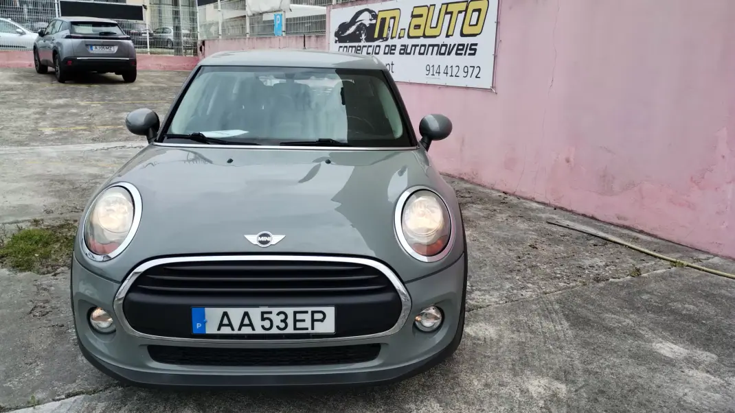 MINI 5 Portas 2016 - 8999 EUR, 224000 km - AUTO.MOTO.pt - 224000km - foto 2 de 32