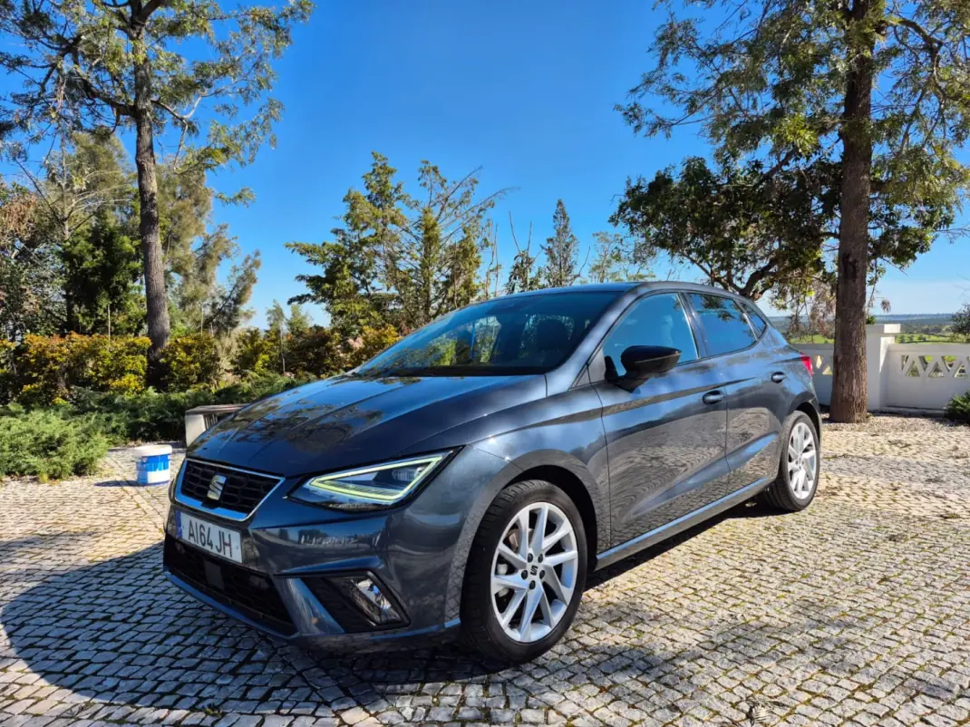 SEAT Ibiza 2021 - 16900 EUR, 39108 km - AUTO.MOTO.pt - 39108km - foto 3 de 24