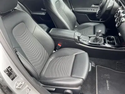 Mercedes-Benz A 180 2020 - 23000 EUR, 147000 km - AUTO.MOTO.pt - 147000km - foto 17 de 19