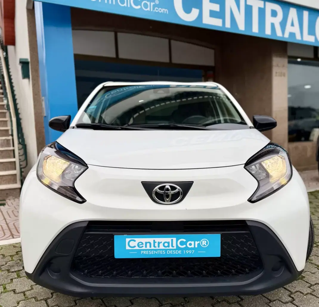 Toyota Aygo X 2022 - 14950 EUR, 10000 km - AUTO.MOTO.pt - 10000km - foto 3 de 25
