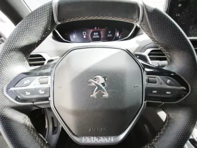 Peugeot 3008 2021 - 25600 EUR, 55789 km - AUTO.MOTO.pt - 55789km - foto 17 de 23