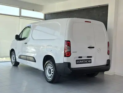 Opel COMBO 2024 - 21900 EUR, 11972 km - AUTO.MOTO.pt - 11972km - foto 5 de 20