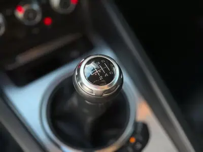 Audi TT Coupé 2012 - 17800 EUR, 185000 km - AUTO.MOTO.pt - 185000km - foto 16 de 25