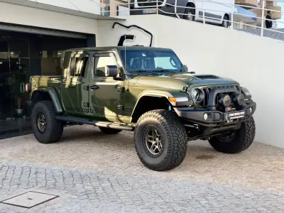 Jeep Gladiator 2022 - 110000 EUR, 27574 km - foto 2 de 19