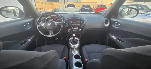Nissan Juke 2014 - 11400 EUR, 156500 km - AUTO.MOTO.pt - 156500km - foto 7 de 15