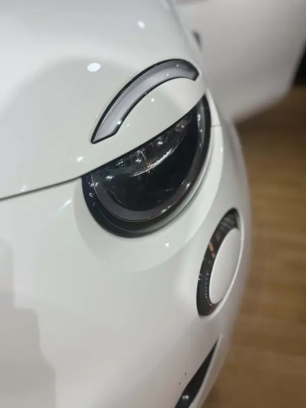 Fiat 500e 2021 - 16999 EUR, 18600 km - 18600km - foto 3 de 16