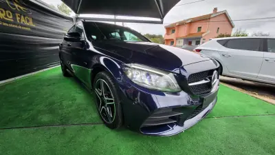 Mercedes-Benz C 300e 2021 - 21500 EUR, 165000 km - AUTO.MOTO.pt - 165000km - foto 37 de 41