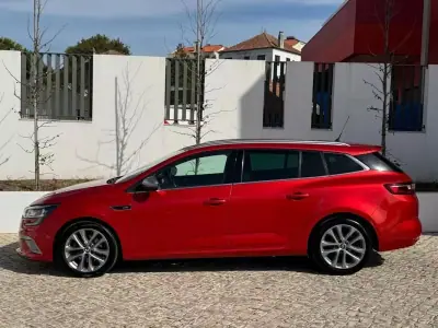 Renault Mégane Sport Tourer 2016 - 13750 EUR, 130000 km - 130000km - foto 7 de 27
