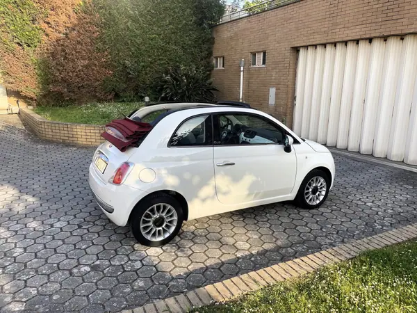 Fiat 500C 2013 - 6990 EUR, 102000 km - AUTO.MOTO.pt - 102000km - foto 7 de 15