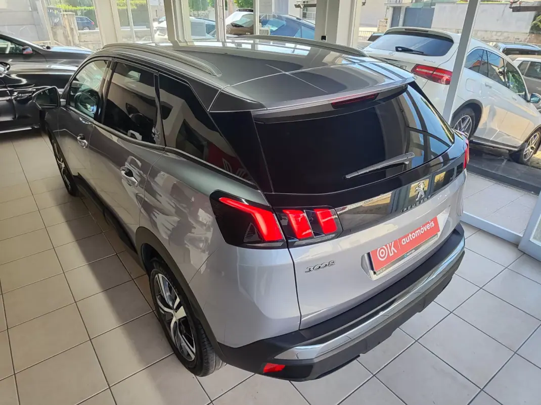Peugeot 3008 2018 - 13950 EUR, 189000 km - 189000km - foto 8 de 36