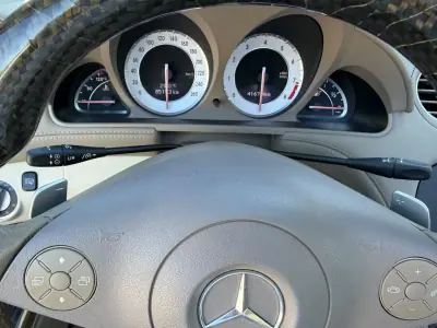 Mercedes-Benz SL 350 2009 - 39990 EUR, 84000 km - 84000km - foto 23 de 36
