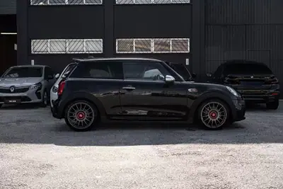 MINI One 2016 - 21500 EUR, 112000 km - AUTO.MOTO.pt - 112000km - foto 2 de 34