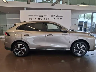Forthing Friday EV 2025 - 42750 EUR, 13500 km - AUTO.MOTO.pt - 13500km - foto 6 de 33