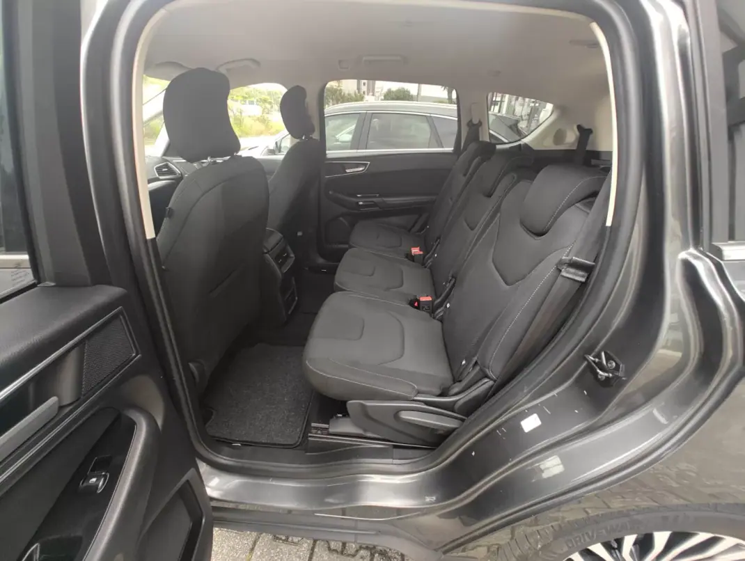 Ford S-Max 2019 - 22400 EUR, 124980 km - AUTO.MOTO.pt - 124980km - foto 9 de 18