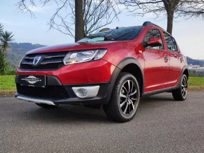 Dacia Sandero 2014 - 9950 EUR, 161000 km - AUTO.MOTO.pt - 161000km - foto 2 de 24
