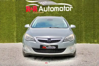 Opel Astra Sports Tourer 2011 - 7990 EUR, 175000 km - AUTO.MOTO.pt - 175000km - foto 4 de 27