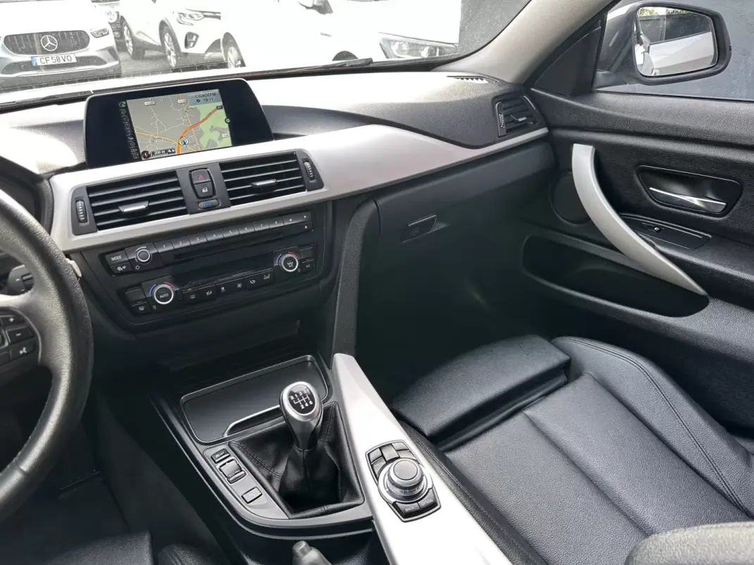 BMW 418 Gran Coupé 2016 - 17500 EUR, 190000 km - AUTO.MOTO.pt - 190000km - foto 25 de 52