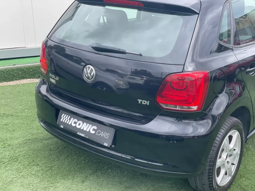 Volkswagen Polo 2013 - 7990 EUR, 168500 km - AUTO.MOTO.pt - 168500km - foto 7 de 24