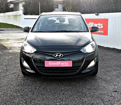 Hyundai i20 2012 - 7490 EUR, 172563 km - AUTO.MOTO.pt - 172563km - foto 11 de 23