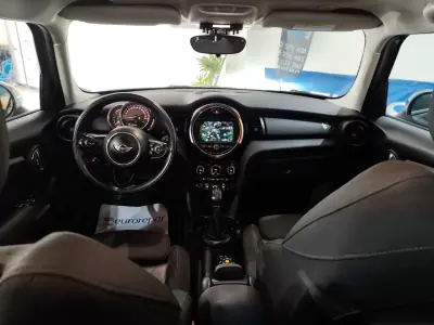 MINI 5 Portas 2017 - 15490 EUR, 76000 km - AUTO.MOTO.pt - 76000km - foto 22 de 27