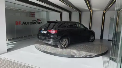 Audi A3 Sportback 2016 - 11900 EUR, 253264 km - AUTO.MOTO.pt - 253264km - foto 4 de 55