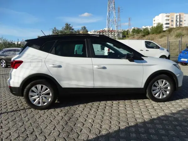 SEAT Arona 2022 - 16390 EUR, 58334 km - AUTO.MOTO.pt - 58334km - foto 24 de 28