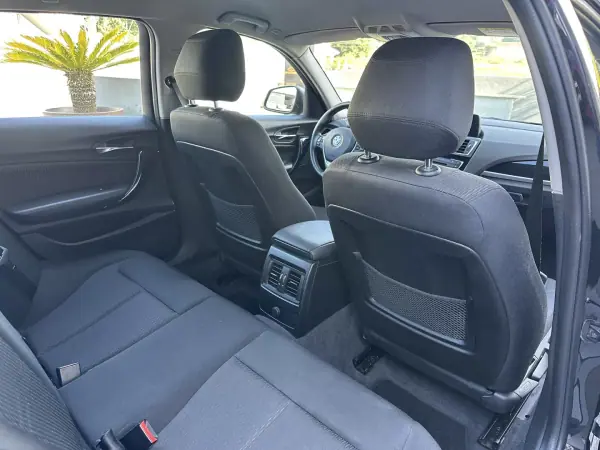 BMW 116 2016 - 12900 EUR, 220000 km - AUTO.MOTO.pt - 220000km - foto 47 de 53