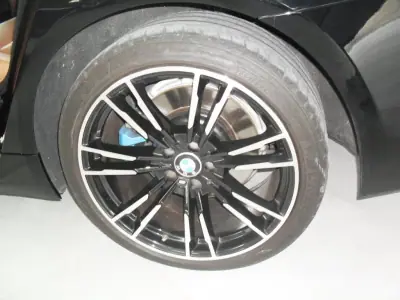 BMW 520 2017 - 26950 EUR, 80835 km - AUTO.MOTO.pt - 80835km - foto 6 de 38