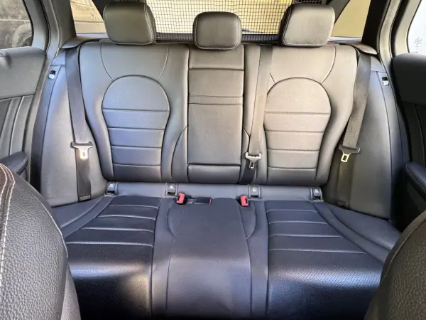 Mercedes-Benz C 200 2016 - 18900 EUR, 126000 km - AUTO.MOTO.pt - 126000km - foto 19 de 21
