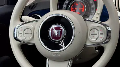 Fiat 500 2020 - 10470 EUR, 87000 km - AUTO.MOTO.pt - 87000km - foto 30 de 37