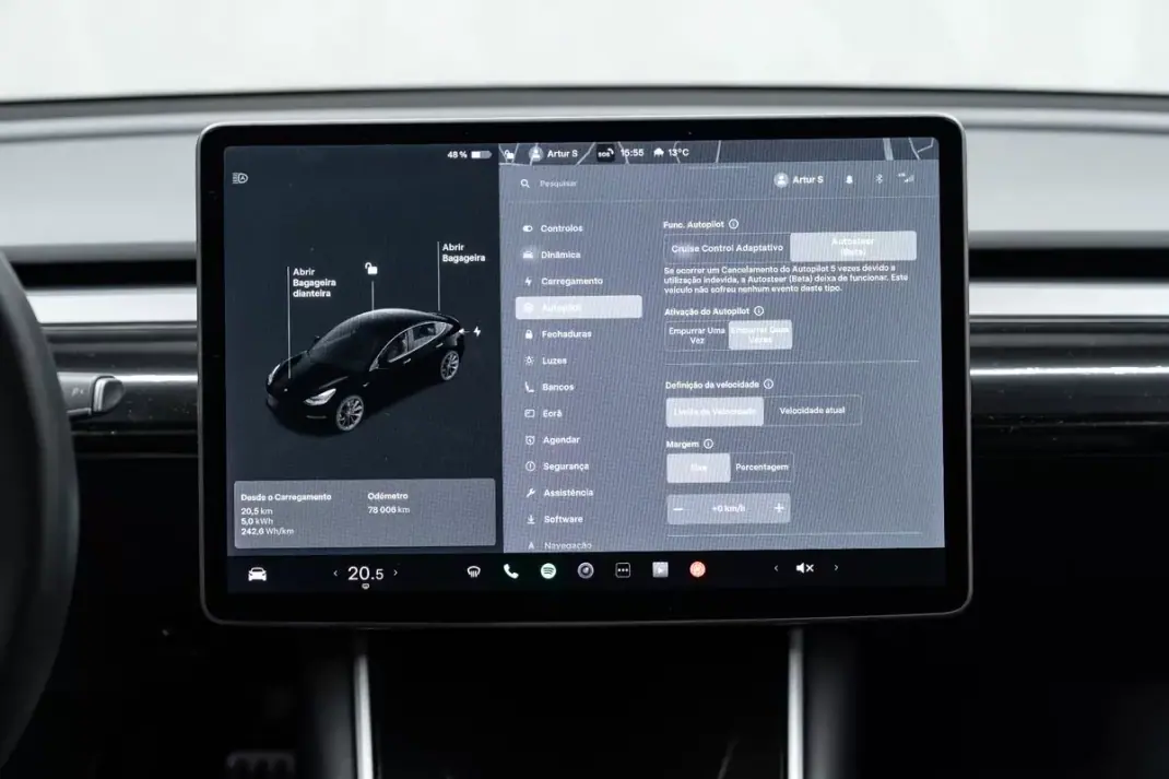 Tesla Model 3 2020 - 30950 EUR, 78000 km - AUTO.MOTO.pt - 78000km - foto 27 de 46