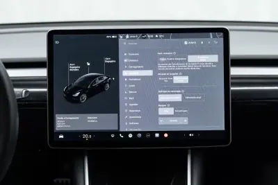 Tesla Model 3 2020 - 30950 EUR, 78000 km - AUTO.MOTO.pt - 78000km - foto 27 de 46
