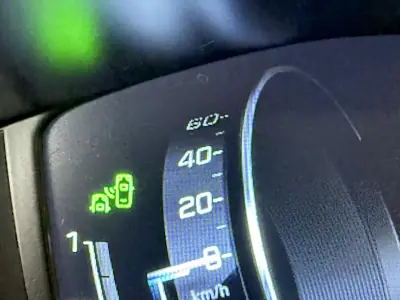 Peugeot 3008 2017 - 18500 EUR, 155000 km - AUTO.MOTO.pt - 155000km - foto 63 de 112