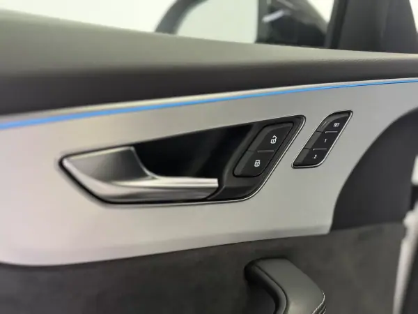 Audi SQ8 2019 - 99950 EUR, 49398 km - AUTO.MOTO.pt - 49398km - foto 51 de 56