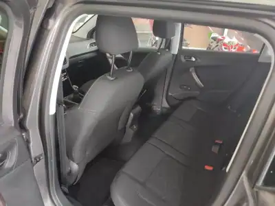 Peugeot 2008 2016 - 14900 EUR, 128000 km - AUTO.MOTO.pt - 128000km - foto 16 de 17