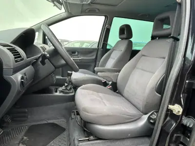 SEAT Alhambra 2008 - 8450 EUR, 265000 km - AUTO.MOTO.pt - 265000km - foto 9 de 14