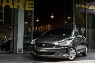 DS DS5 2015 - 237267km