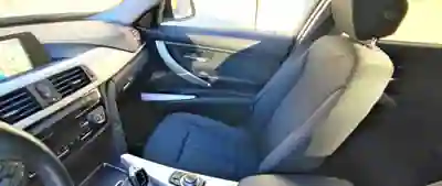 BMW 318 2017 - 15000 EUR, 187000 km - 187000km - foto 14 de 15