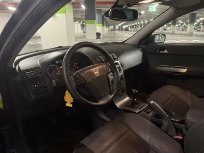 Volvo V50 2005 - 3500 EUR, 379000 km - AUTO.MOTO.pt - 379000km - foto 10 de 10