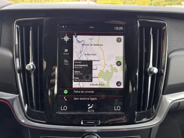 Volvo V90 2017 - 23750 EUR, 133014 km - AUTO.MOTO.pt - 133014km - foto 17 de 25