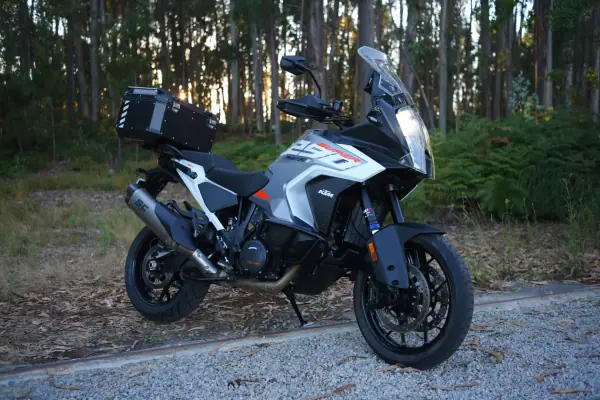 KTM 1290 Super Adventure 2023 - 17990 EUR, 32000 km - AUTO.MOTO.pt - 32000km - foto 36 de 46